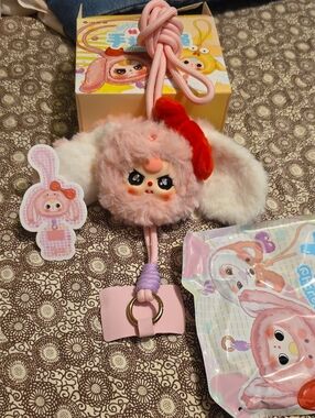 BABY THREE Lanyard Keychain Confirmed